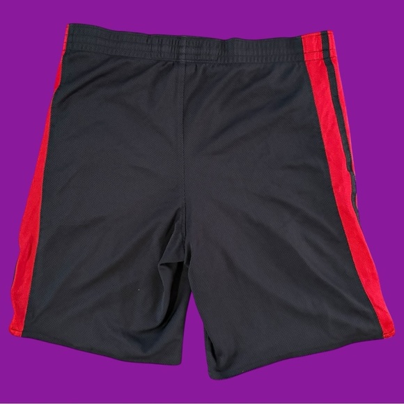 Y2K Nike Basketball Shorts - Picture 2 of 4